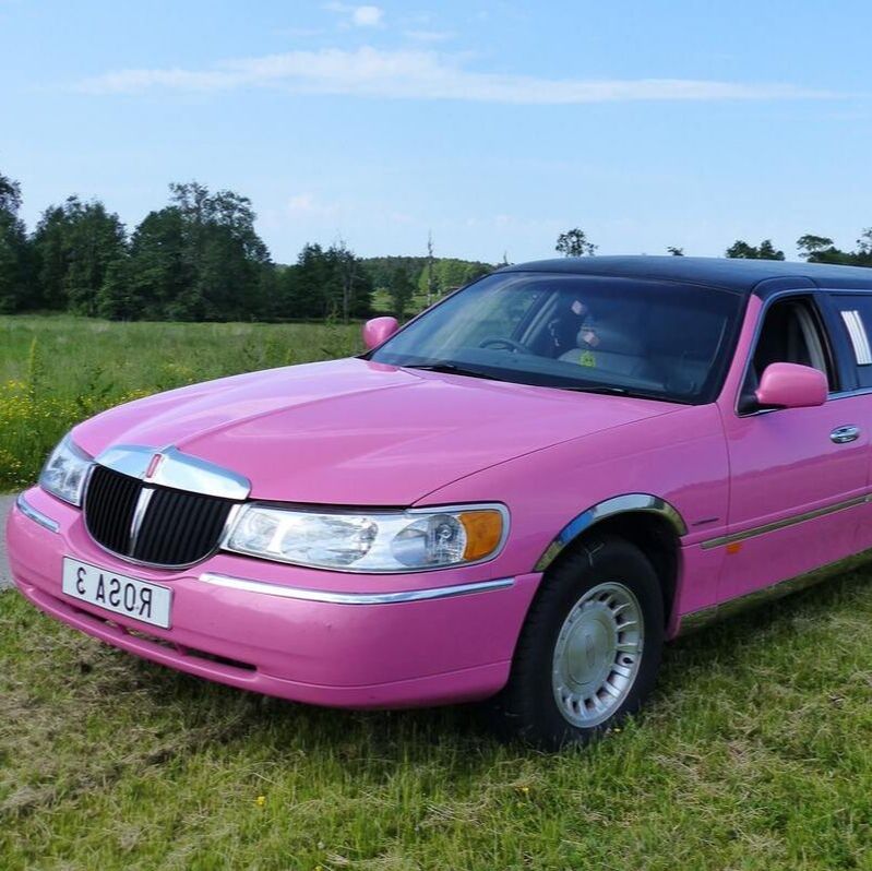 hot pink limo rental in arlington, texas